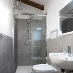 Casa Tipica Nel Borgo Antico *
