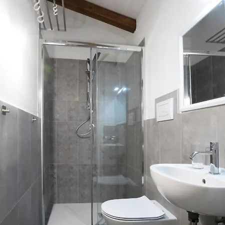 Casa Tipica Nel Borgo Antico *