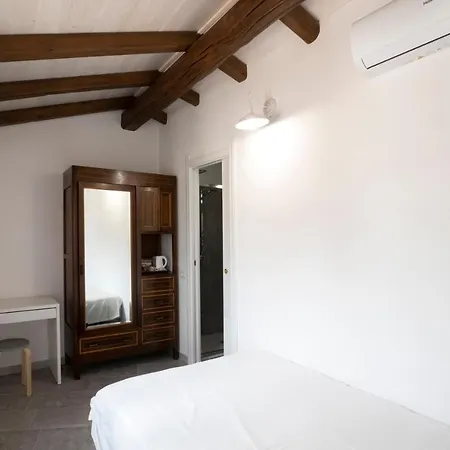 Casa Tipica Nel Borgo Antico *